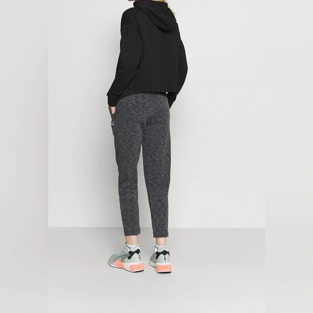 Puma Women's EVOSTRIPE joggers Pants Knitted‎ Black-Heather size large - Picture 15 of 16